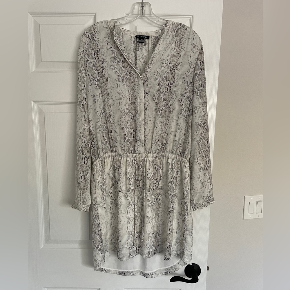 Hilary Radley White/Black Snake Print Elastic Waist Dress Size Medium